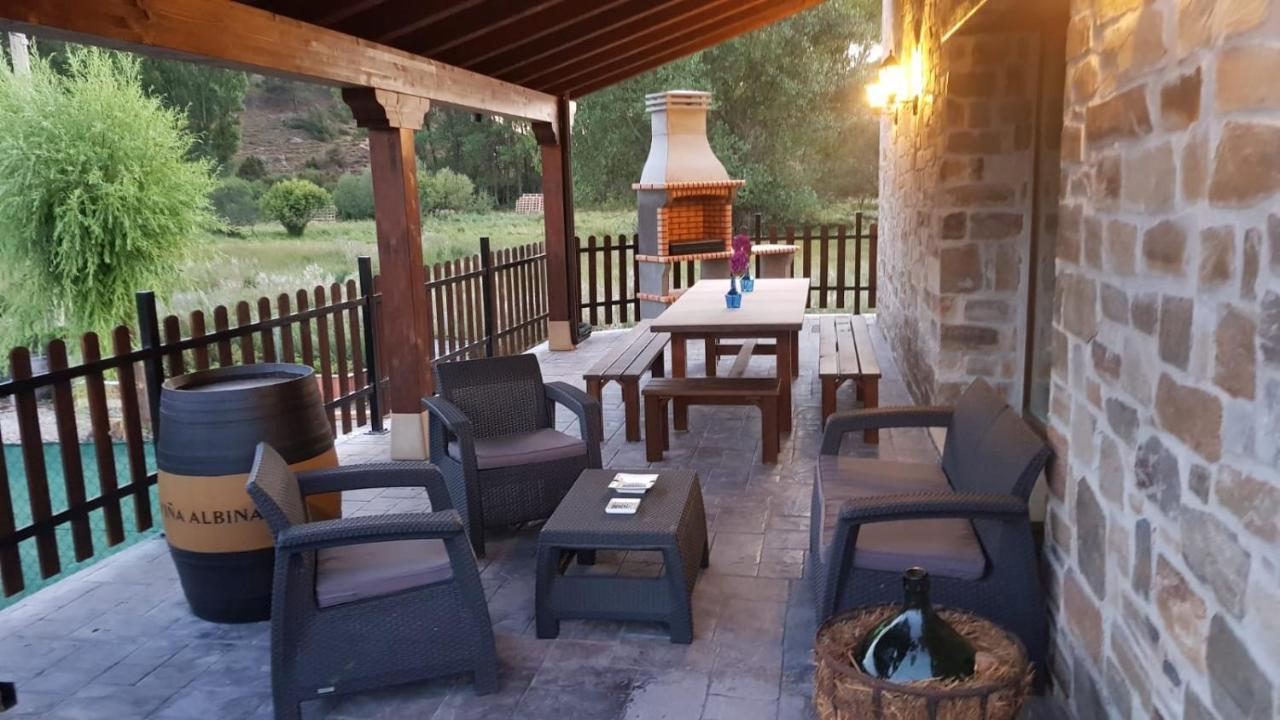 Casa Rural La Puerta Del Rio Lobos San Leonardo De Yague Exterior photo